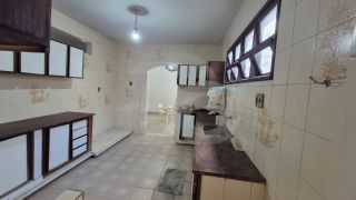 Casa para vender com 5 Quartos, sendo 2 Suítes no Bairro Atalaia em Aracaju