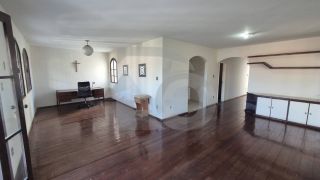 Casa para vender com 5 Quartos, sendo 2 Suítes no Bairro Atalaia em Aracaju
