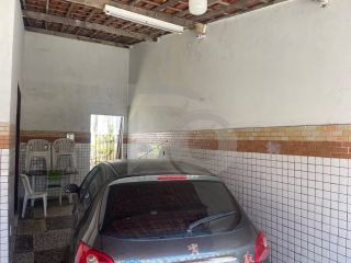 Casa para vender com 5 Quartos, 3 Suítes no Bairro Luzia em Aracaju
