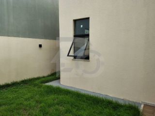 Casa de Condomínio para vender com 3 Quartos, sendo 1 Suíte no Bairro Olhos d`Água na Barra Dos Coqueiros
