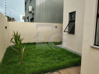 Casa de Condomínio para vender com 3 Quartos, sendo 1 Suíte no Bairro Olhos d`Água na Barra Dos Coqueiros