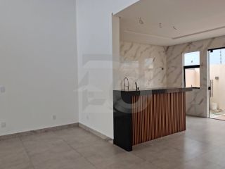 Casa de Condomínio para vender com 3 Quartos, sendo 1 Suíte no Bairro Olhos d`Água na Barra Dos Coqueiros