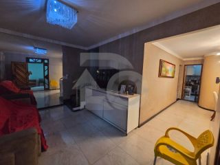 Casa para vender com 5 Quartos, sendo 5 Suítes no Bairro Pereira Lobo em Aracaju
