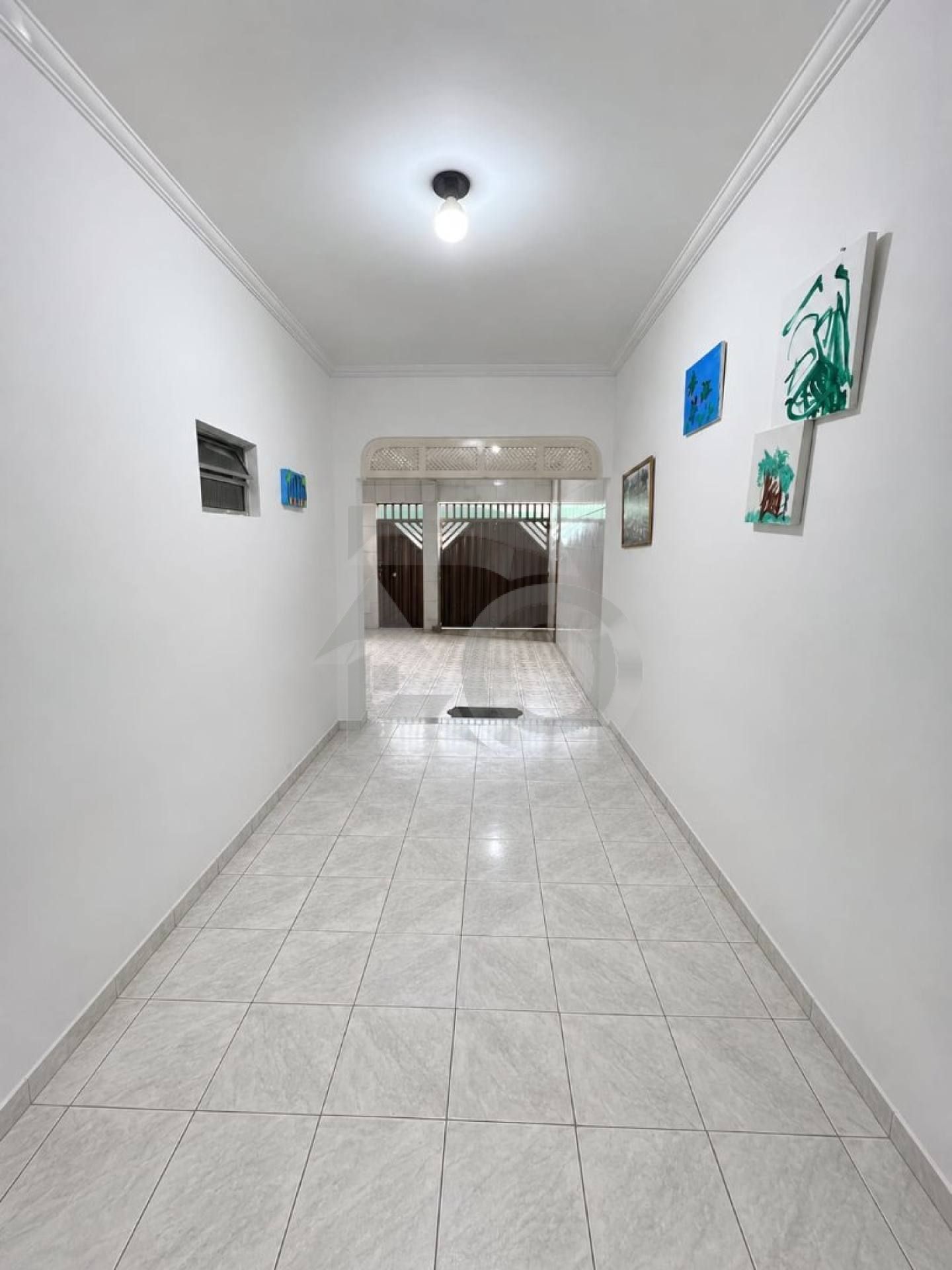 Casa para vender com 5 Quartos, sendo 2 Suítes no Bairro Industrial em Aracaju