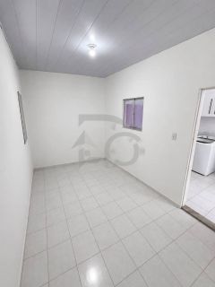 Casa para vender com 5 Quartos, sendo 2 Suítes no Bairro Industrial em Aracaju