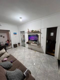 Casa para vender com 5 Quartos, sendo 2 Suítes no Bairro Industrial em Aracaju