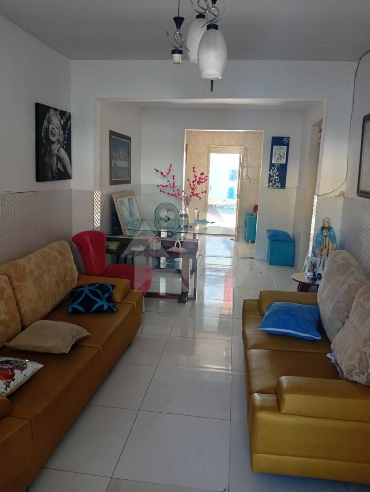 Casa para vender com 2 Quartos, sendo 1 Suíte no Bairro Pereira Lobo em Aracaju
