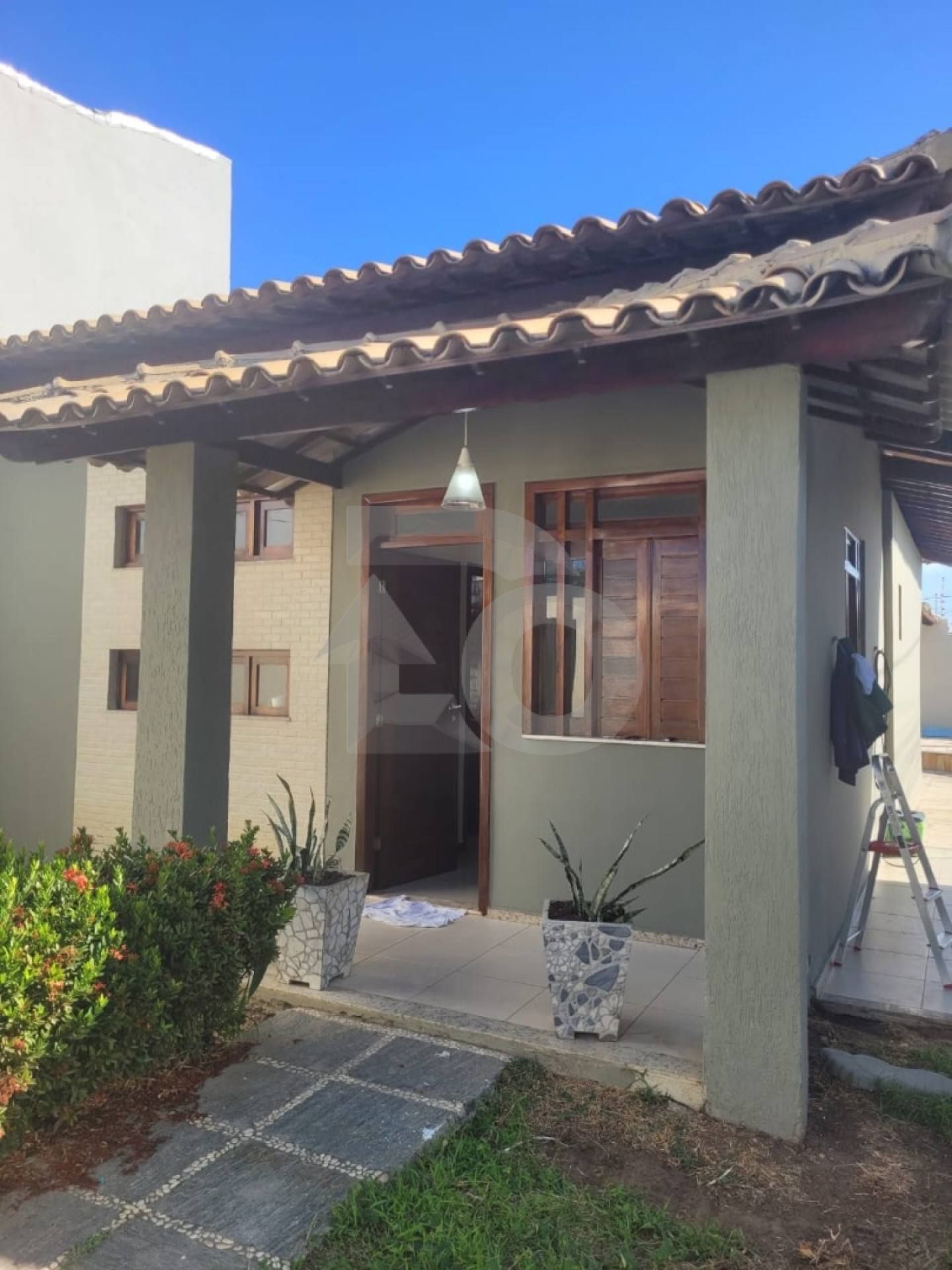 Casa Para Vender com 3 quartos 1 suítes no bairro Aruana em Aracaju