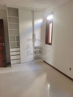 Casa Para Vender com 3 quartos 1 suítes no bairro Aruana em Aracaju