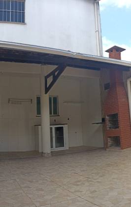 Vendo casa duplex no B. Santa Maria