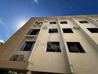 Apartamento para vender com 3 Quartos, sendo 1 Suíte no Bairro Atalaia em Aracaju