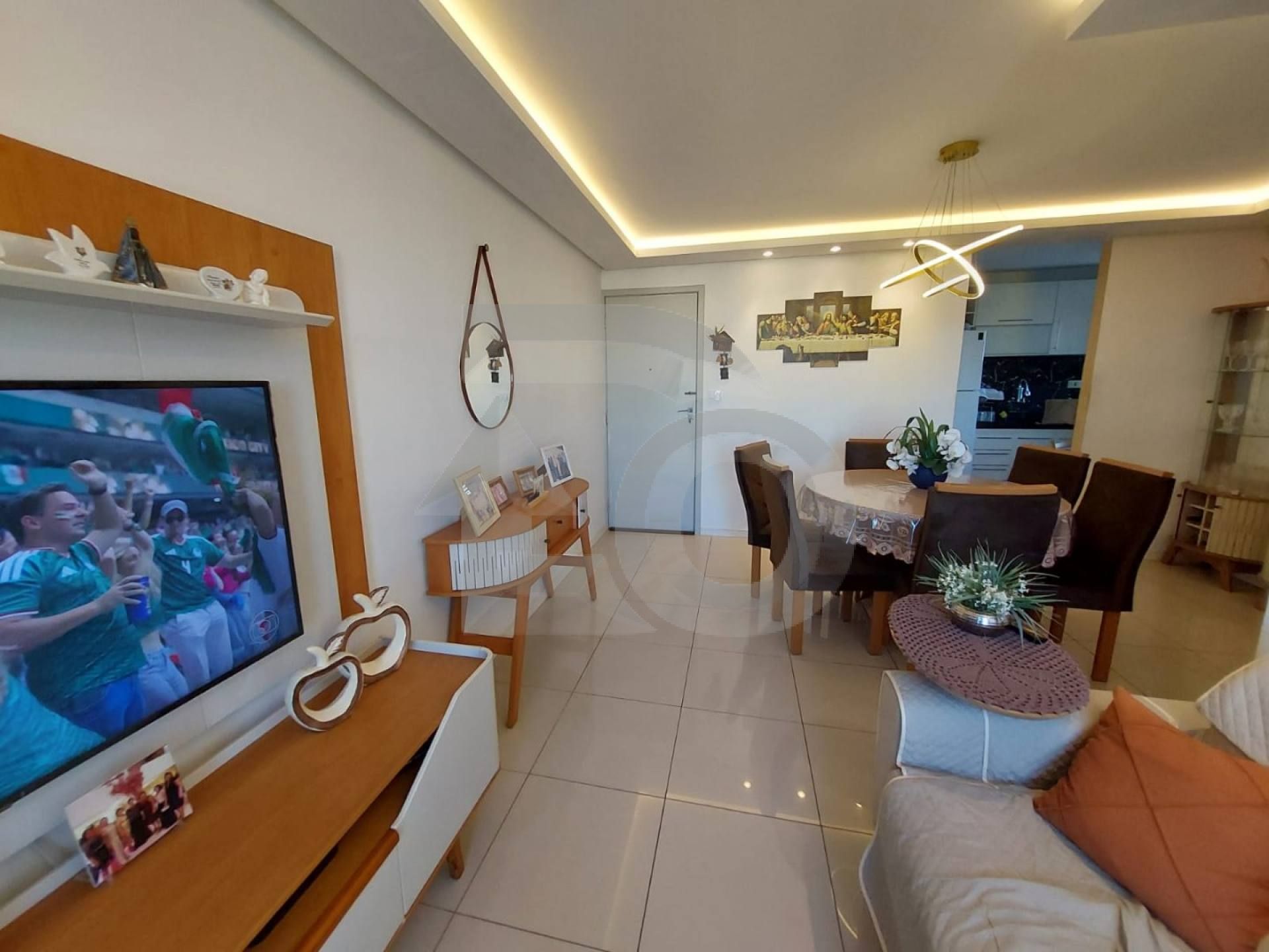 Apartamento para vender com 3 Quartos, sendo 1 Suíte no Bairro Jabotiana em Aracaju