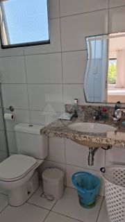 Casa de Condomínio para vender com 5 Quartos, sendo 2 Suíte no Bairro Aruana em Aracaju