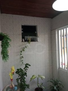 Casa Com três pontos comerciais no bairro Bugio em Aracaju