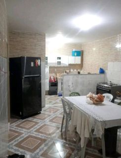 Casa à Venda no bairro Dezoito do Forte em Aracaju