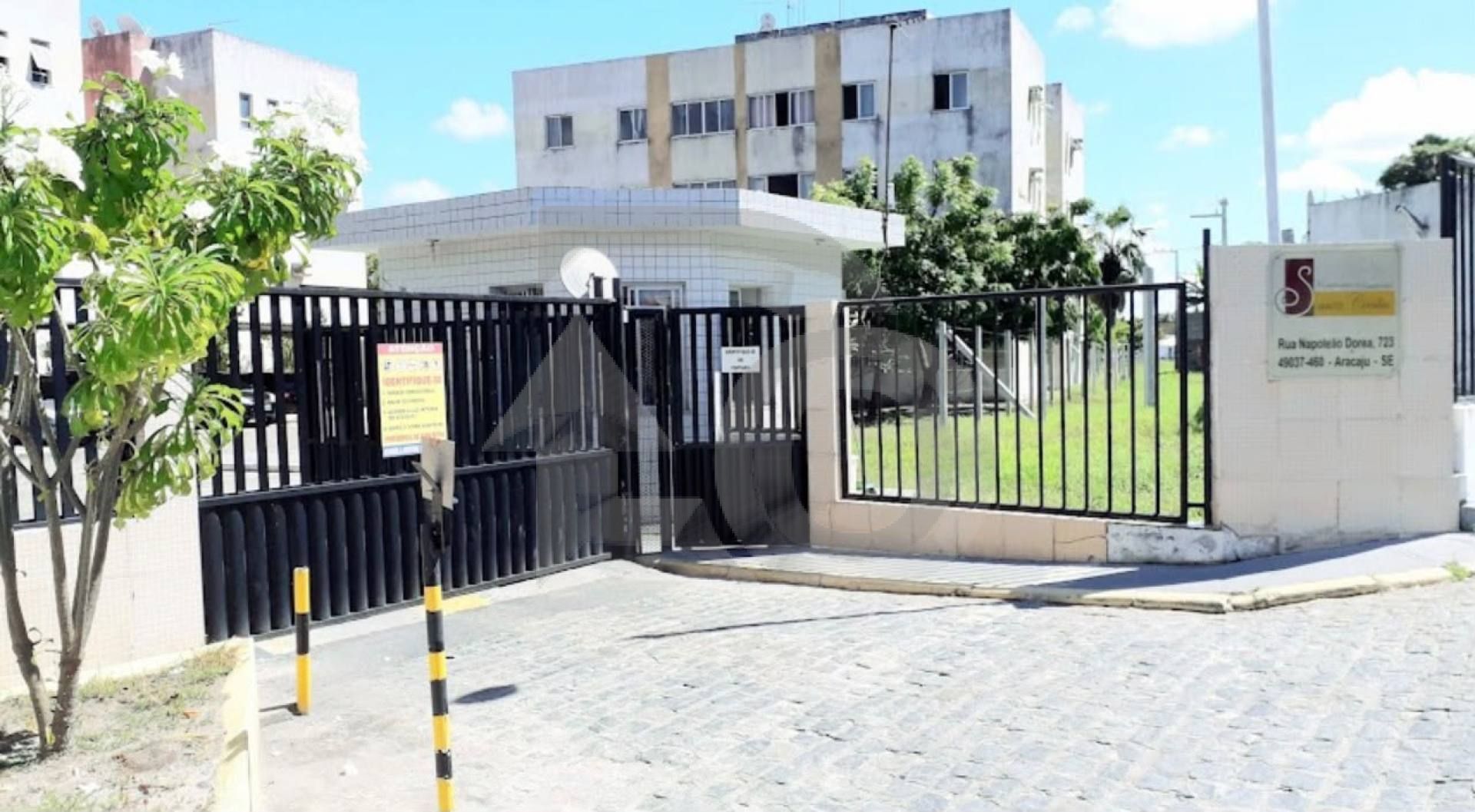 Apartamento de 3 quartos, sendo 1 suíte, Condomínio Santa Cecília, Atalaia
