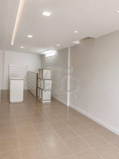 Ponto Comercial com uma casa, Para Vender no bairro Siqueira Campos em Aracaju