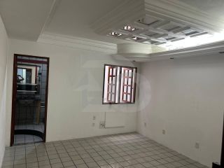 Casa para vender com 3 Quartos, sendo 1 Suíte no bairro Centro em Aracaju
