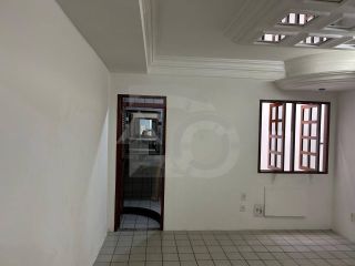 Casa para vender com 3 Quartos, sendo 1 Suíte no bairro Centro em Aracaju