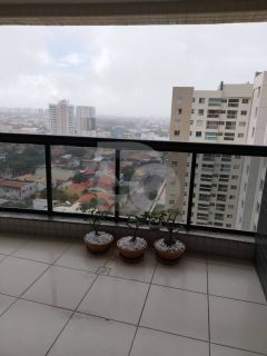 Apartamento para vender com 3 Quartos, sendo 1 Suíte no Bairro Atalaia em Aracaju