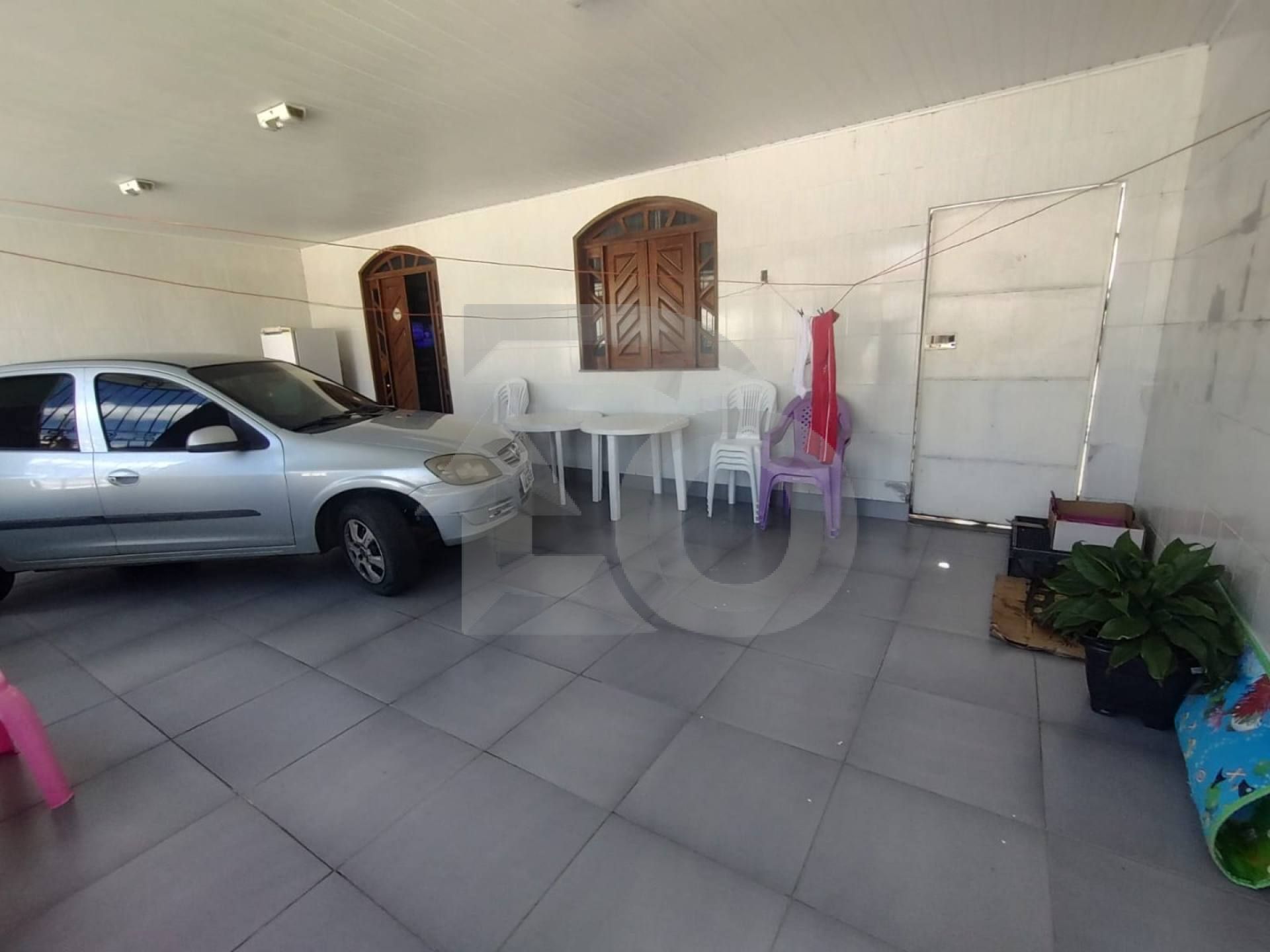 Casa para vender com 4 Quartos no Bairro Bugio em Aracaju
