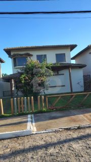 Casa de Condomínio para vender com 4 Quartos, sendo 2 Suítes no Bairro Aruana em Aracaju