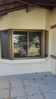 Casa de Condomínio para vender com 4 Quartos, sendo 2 Suítes no Bairro Aruana em Aracaju