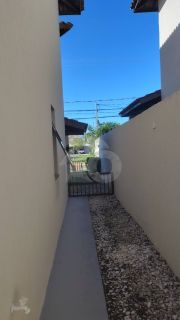 Casa de Condomínio para vender com 4 Quartos, sendo 2 Suítes no Bairro Aruana em Aracaju