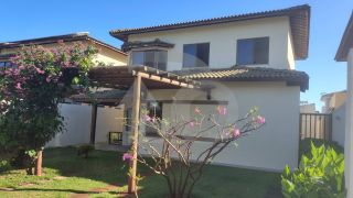 Casa de Condomínio para vender com 4 Quartos, sendo 2 Suítes no Bairro Aruana em Aracaju