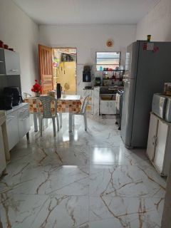 Casa para vender com 3 Quartos, sendo 1 Suíte no Bairro Jabotiana em Aracaju