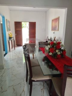 Casa para vender com 3 Quartos, sendo 1 Suíte no Bairro Jabotiana em Aracaju