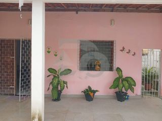 Casa para vender com 3 Quartos, sendo 1 Suíte no Bairro Jabotiana em Aracaju