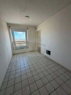 Apartamento para vender com 2 Quartos no Bairro Farolândia em Aracaju