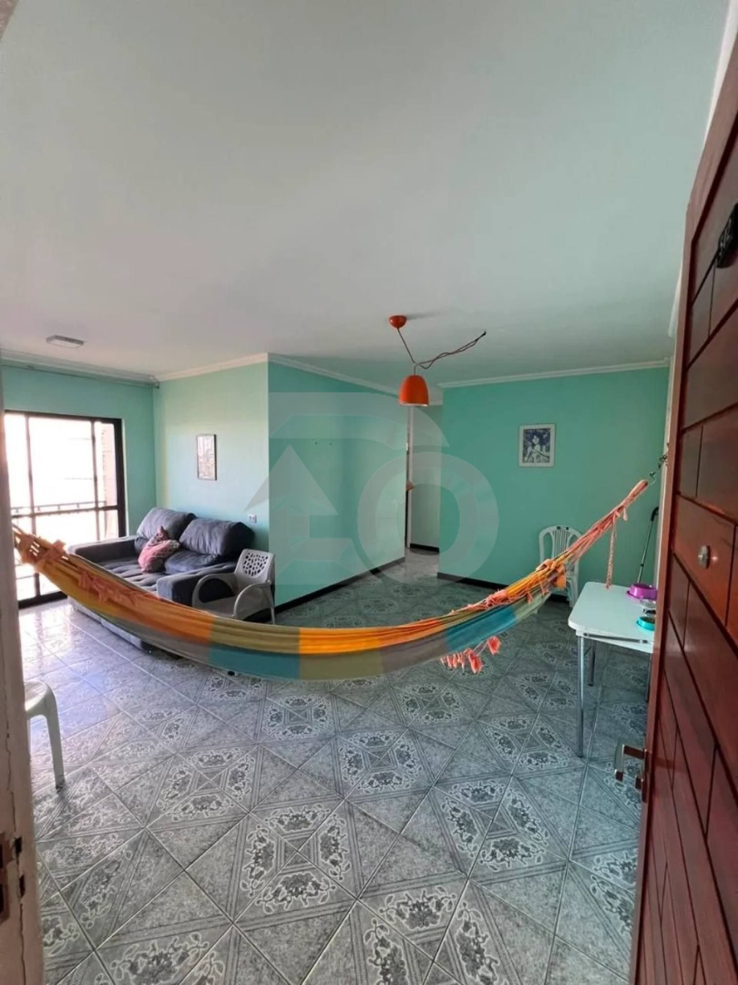 Apartamento para vender com 3 Quartos, sendo 1 Suíte no Bairro Luzia em Aracaju