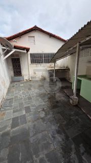 Casa para vender com 2 Quartos no Bairro Cirurgia em Aracaju