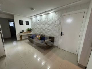 Apartamento para vender com 3 Quartos, sendo 1 Suíte no Bairro Farolândia em Aracaju