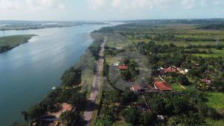 Chácara para vender com 4 Quartos, sendo 3 Suítes no em Santana Do São Francisco