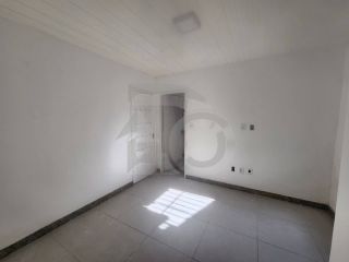 Casa para vender com 2 Quartos, sendo 1 Suíte no Bairro Aruana em Aracaju