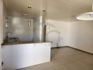 Casa para vender com 2 Quartos, sendo 1 Suíte no Bairro Aruana em Aracaju