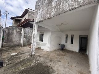 Casa para vender com 3 Quartos, 1 Suíte no Bairro Farolândia em Aracaju