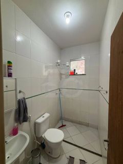 Casa para vender com 3 Quartos, 1 Suíte no Bairro Farolândia em Aracaju
