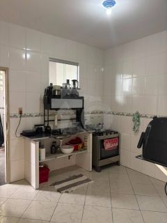 Casa para vender com 3 Quartos, 1 Suíte no Bairro Farolândia em Aracaju