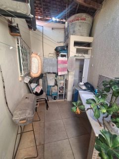 Excelente casa no 18 do Forte.