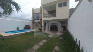 Casa para vender com 5 Quartos no Bairro Atalaia em Aracaju