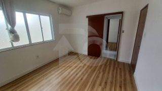 Casa para vender com 5 Quartos no Bairro Atalaia em Aracaju