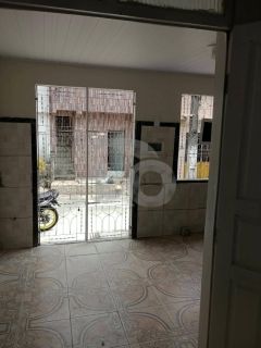 Casa para vender com 2 Quartos no Bairro Olaria em Aracaju