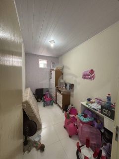 Casa para vender com 4 Quartos, sendo 2 Suítes no Bairro Santos Dumont em Aracaju