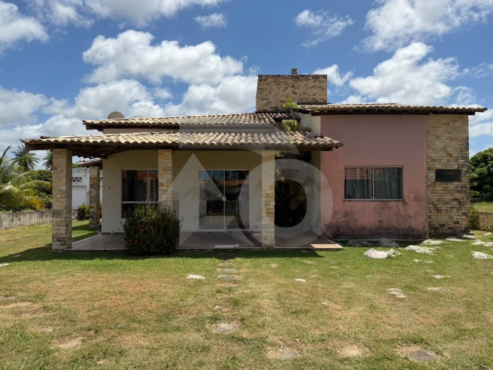 Casa para vender com 5 Quartos, sendo 1 Suíte no bairro Zona Rural em Itaporanga D'Ajuda