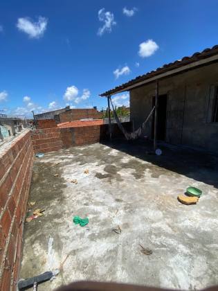Casa Para Vender com 2 quartos 1 suítes no bairro Dom Luciano em Aracaju