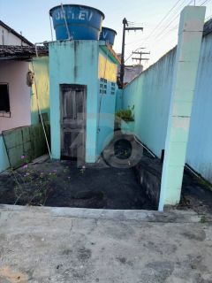 Casa Para Vender com 3 quartos no bairro Centro  em São Cristóvão